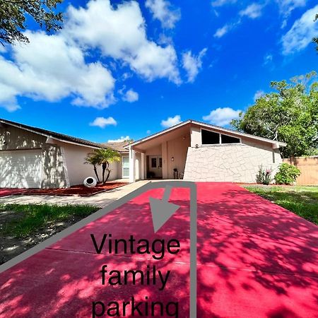 فيلا Vintage Family Scape + Heated Pool&Discount تامبا المظهر الخارجي الصورة